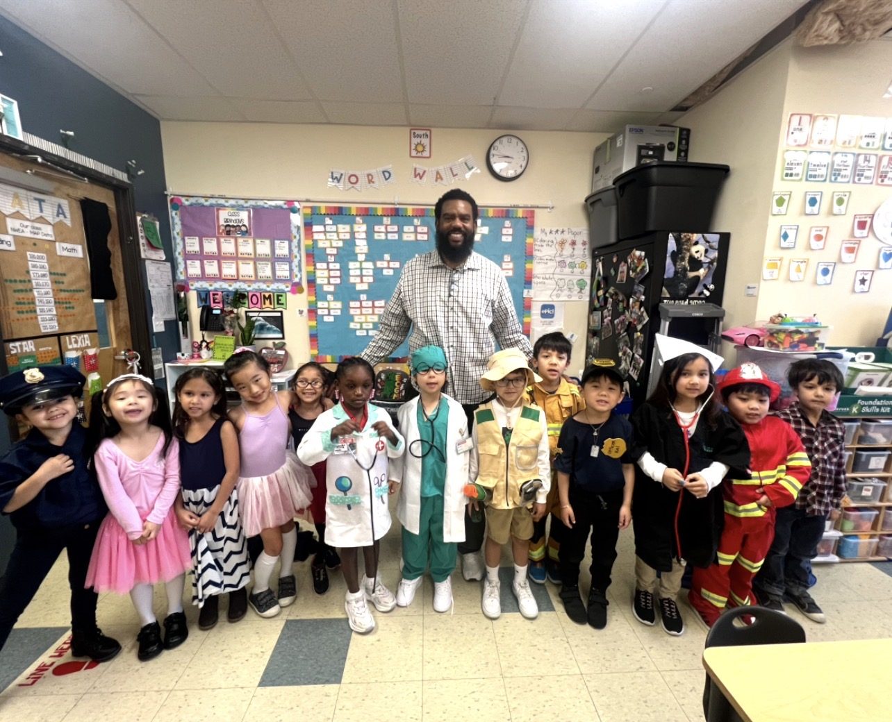Coach James Jacobs in the community, photo 8